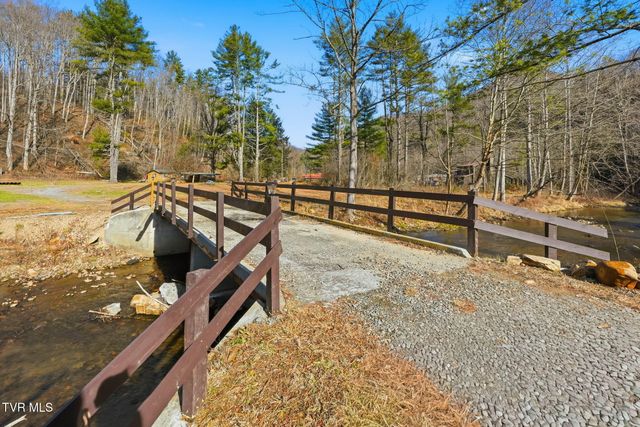 8485 Highway 91 N, Laurel Bloomery, TN 37680
