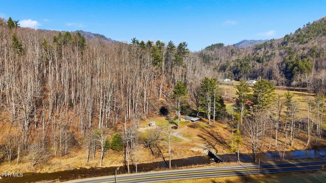 8485 Highway 91 N, Laurel Bloomery, TN 37680