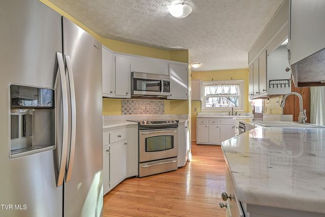 1333 Dupont Drive, Kingsport, TN 37664