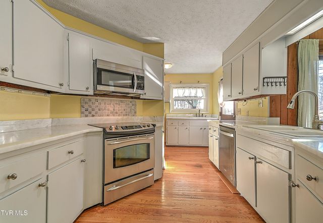 1333 Dupont Drive, Kingsport, TN 37664