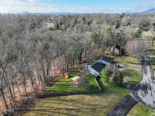 1333 Dupont Drive, Kingsport, TN 37664