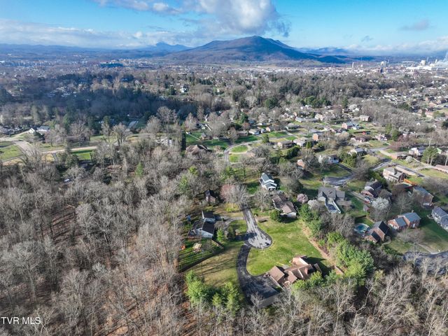 1333 Dupont Drive, Kingsport, TN 37664