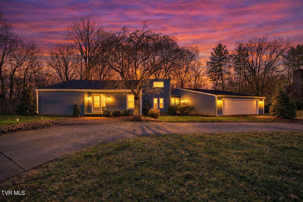 1333 Dupont Drive, Kingsport, TN 37664