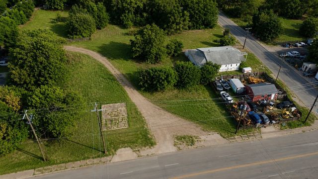 2512 E Ann Arbor Avenue, Dallas, TX 75216