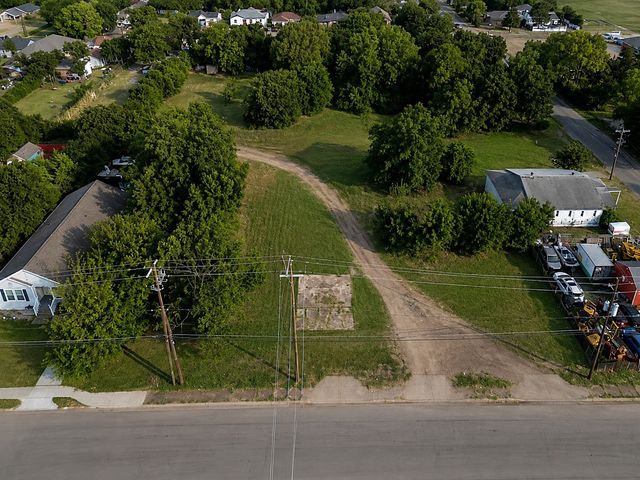 2512 E Ann Arbor Avenue, Dallas, TX 75216