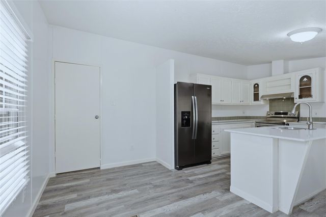 4484 Grand Oaks Drive, Willis, TX 77378