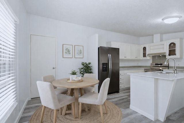 4484 Grand Oaks Drive, Willis, TX 77378