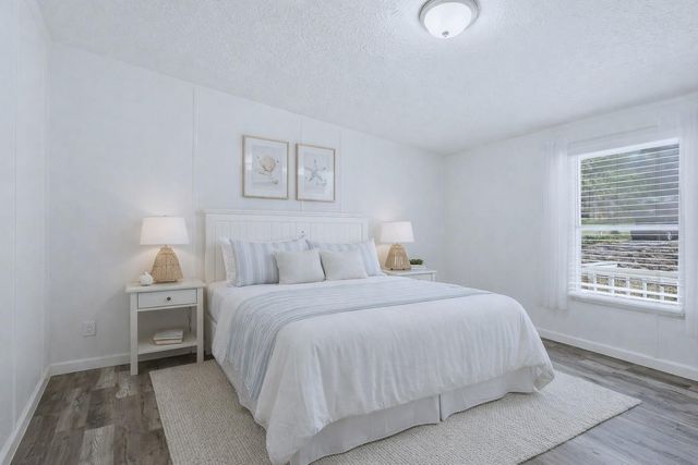 4484 Grand Oaks Drive, Willis, TX 77378