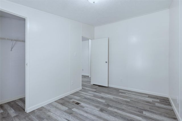 4484 Grand Oaks Drive, Willis, TX 77378