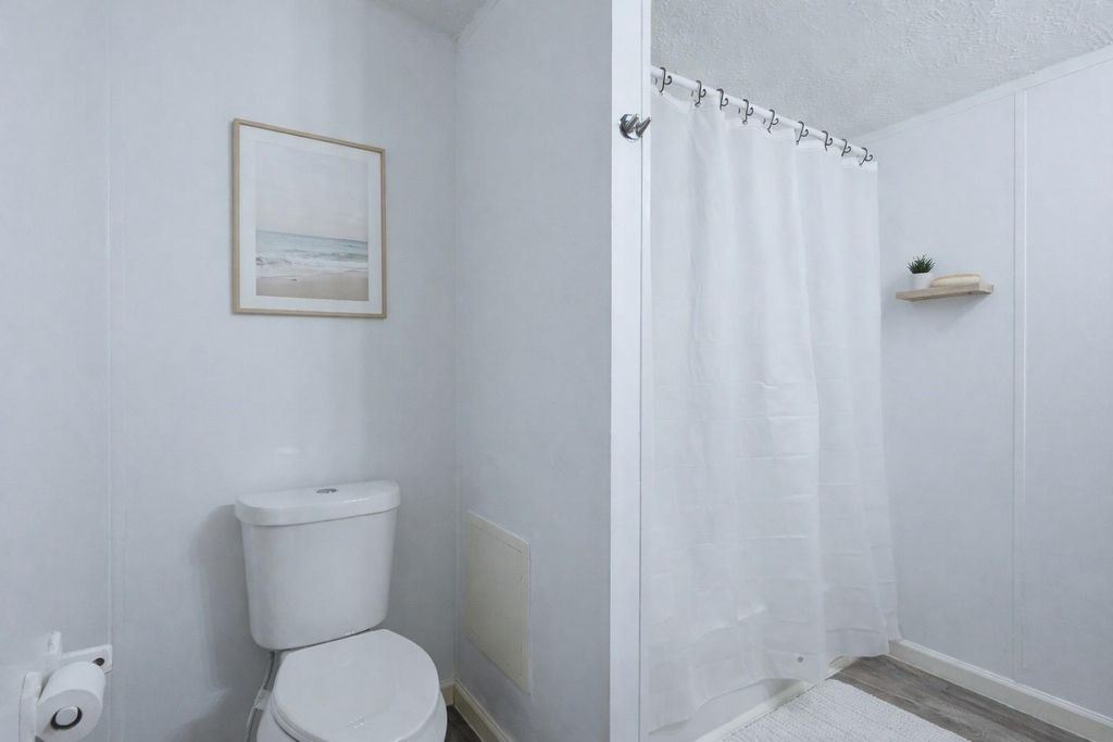 Image 25 of property listing at 4484 Grand Oaks Drive, Willis, TX 77378