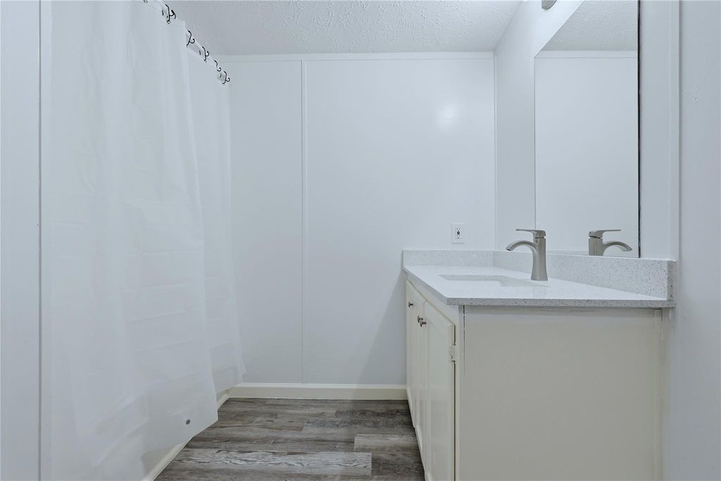 Image 26 of property listing at 4484 Grand Oaks Drive, Willis, TX 77378