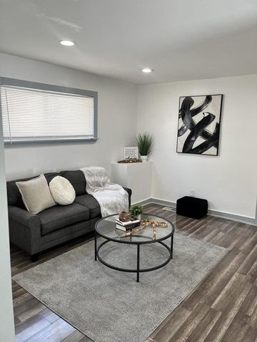 2338-2340 N 7th STREET, Milwaukee, WI 53212