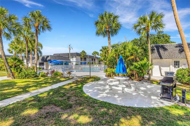 105 47TH AVENUE DRIVE W 376, Bradenton, FL 34207