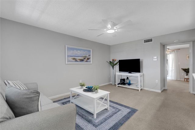 105 47TH AVENUE DRIVE W 376, Bradenton, FL 34207