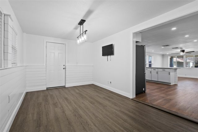 1700 S Edgewood Terrace, Fort Worth, TX 76105