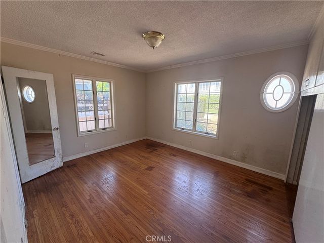 54 La Linda Drive, Long Beach, CA 90807