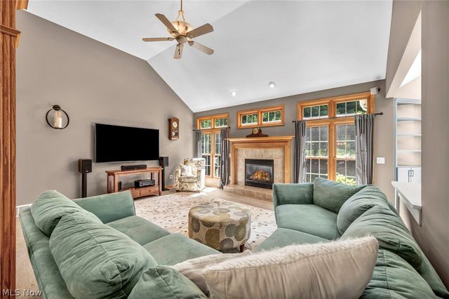 20427 Scotch Pine Way, Strongsville, OH 44149