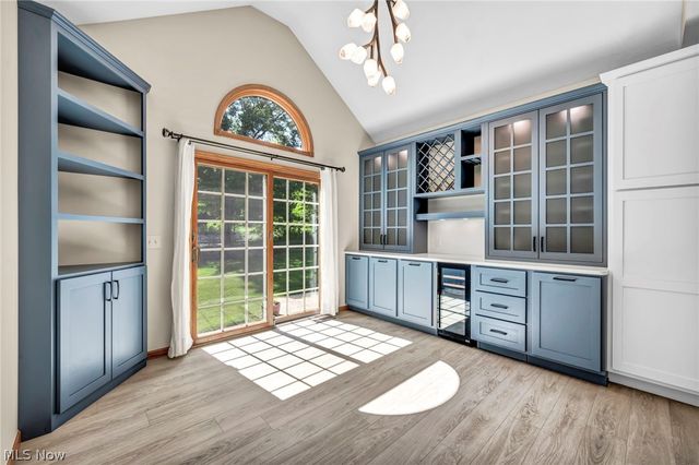 20427 Scotch Pine Way, Strongsville, OH 44149