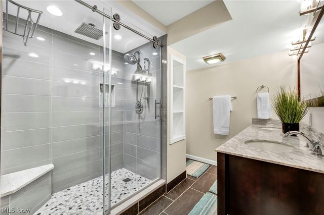 20427 Scotch Pine Way, Strongsville, OH 44149