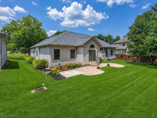 20427 Scotch Pine Way, Strongsville, OH 44149