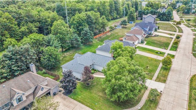20427 Scotch Pine Way, Strongsville, OH 44149