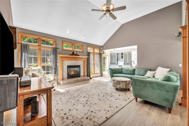 20427 Scotch Pine Way, Strongsville, OH 44149