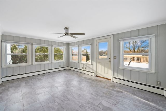 6 Cornwall St, Springfield, MA 01104