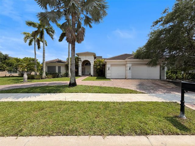 15298 SW 34th St, Davie, FL 33331