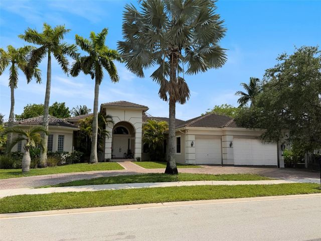 15298 SW 34th St, Davie, FL 33331