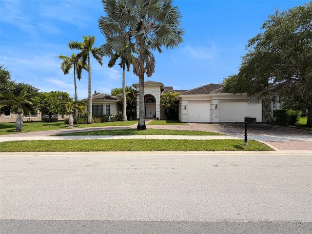 15298 SW 34th St, Davie, FL 33331