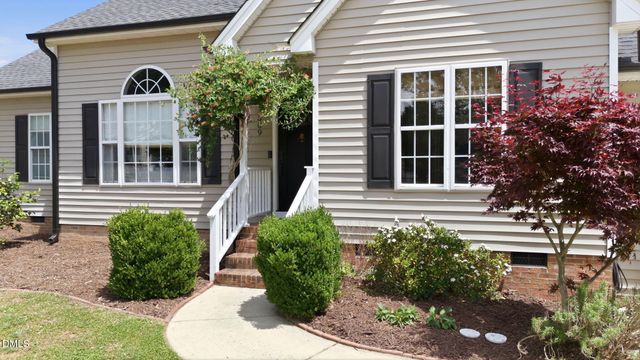 309 Springside Drive, Holly Springs, NC 27540