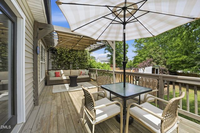 309 Springside Drive, Holly Springs, NC 27540