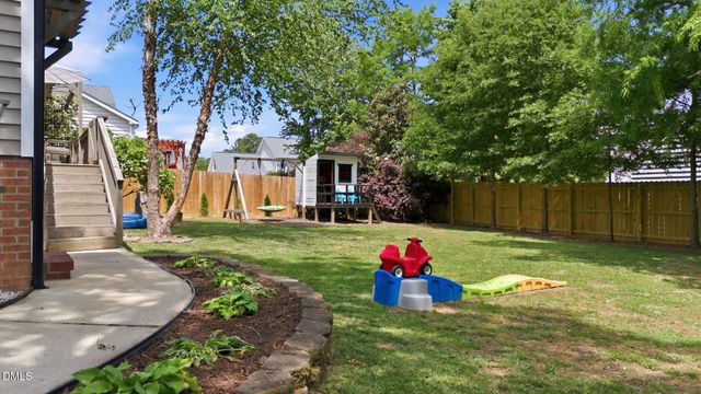 309 Springside Drive, Holly Springs, NC 27540