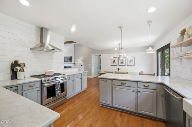 309 Springside Drive, Holly Springs, NC 27540