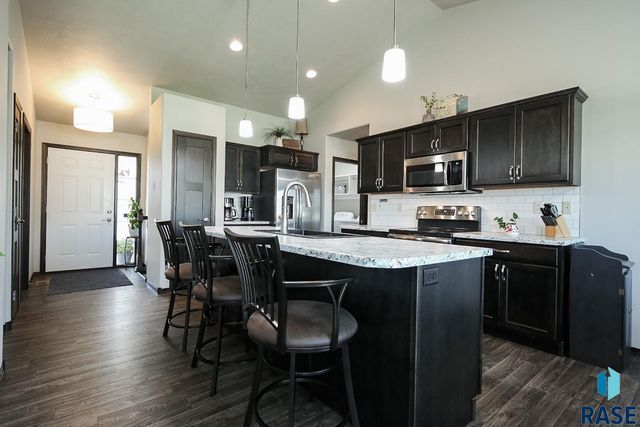 6203 W Maxwell Pl, Sioux Falls, SD 57107