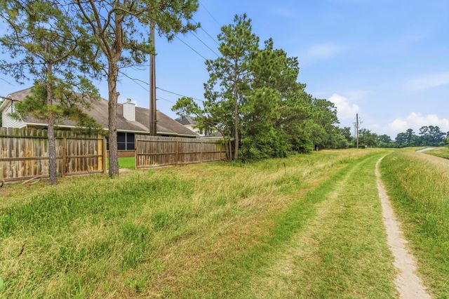 17439 Sweet Song Drive, Tomball, TX 77377