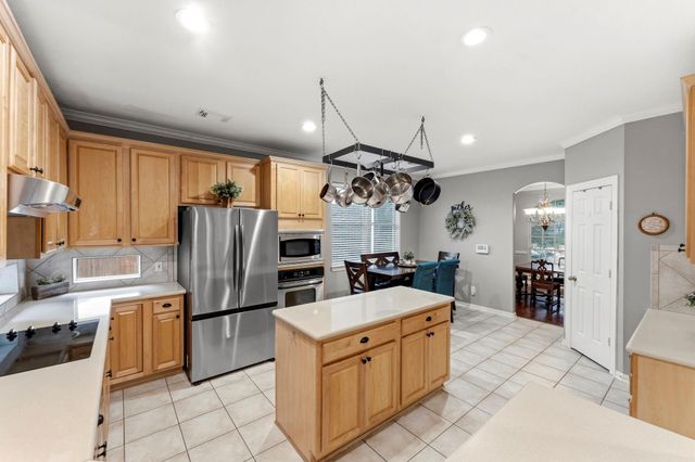 17439 Sweet Song Drive, Tomball, TX 77377