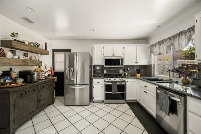 4154 E Fauna Avenue, Anaheim Hills, CA 92807