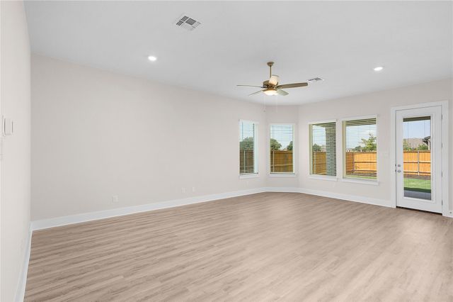 277 Oak Blossom RD, Liberty Hill, TX 78642