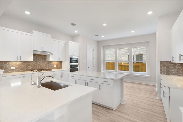 277 Oak Blossom RD, Liberty Hill, TX 78642