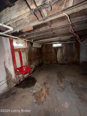 3606 Herman St, Louisville, KY 40212