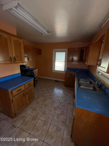 3606 Herman St, Louisville, KY 40212