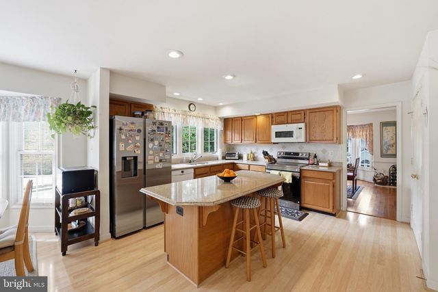 5 STATIONHOUSE CT, Gaithersburg, MD 20877