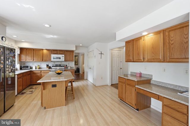 5 STATIONHOUSE CT, Gaithersburg, MD 20877