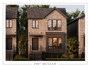 2907 W McLean Avenue, Chicago, IL 60647