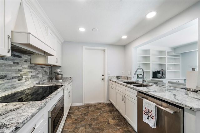 2431 BISPHAM ROAD, Sarasota, FL 34231