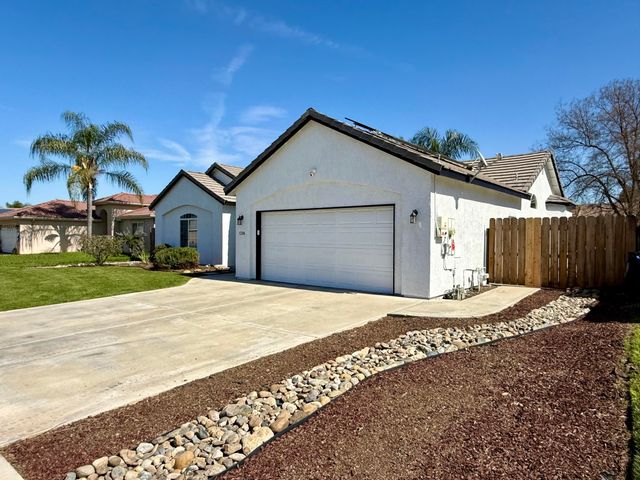 1304 N Birch Street, Porterville, CA 93257