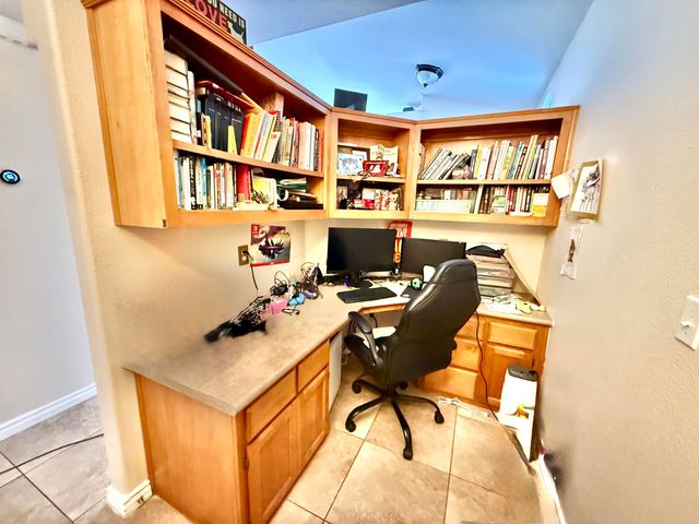 1304 N Birch Street, Porterville, CA 93257