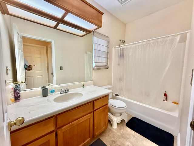 1304 N Birch Street, Porterville, CA 93257