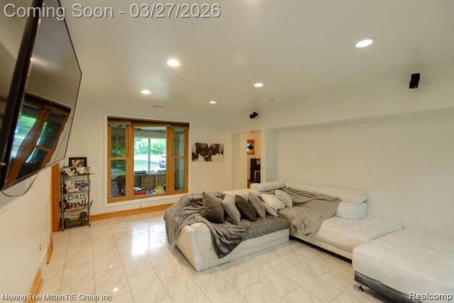 14354 Hannan Road, Van Buren Charter Township, MI 48174